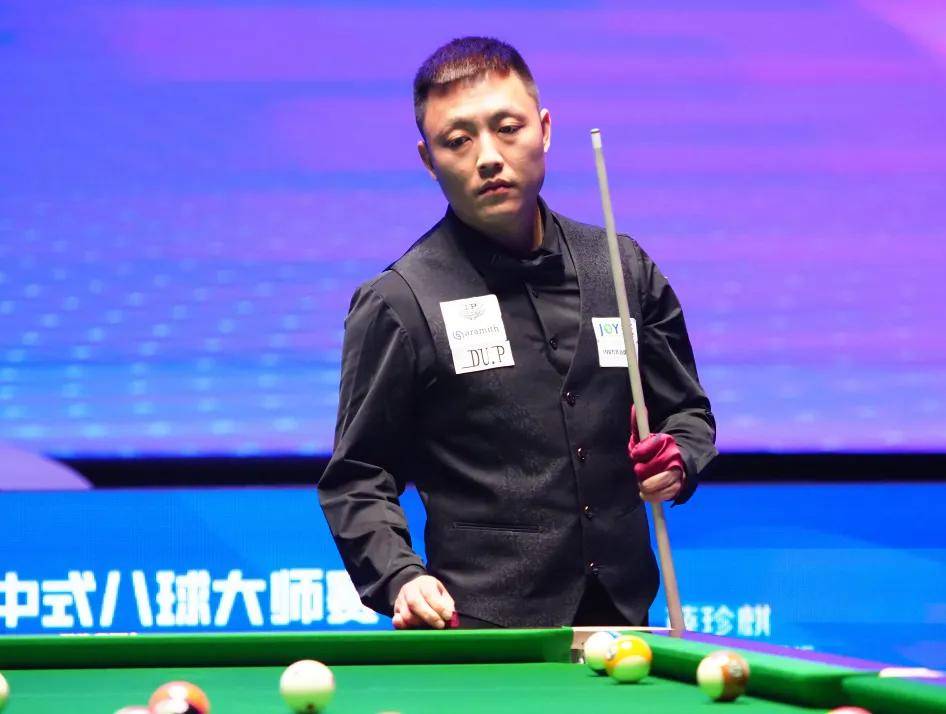 A赛场上 A赛场上