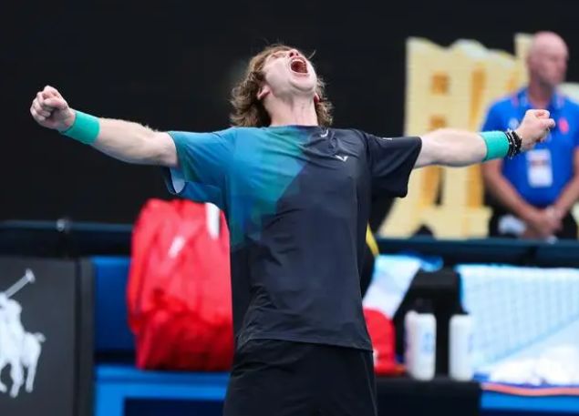 多家豪门的 多家豪门的