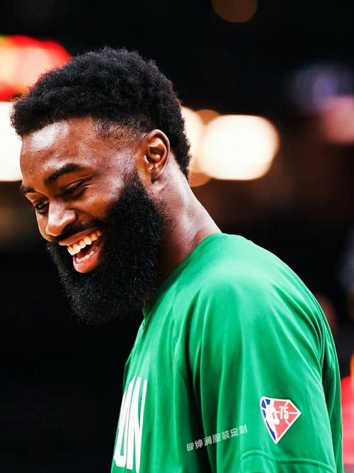 观察击球落 观察击球落